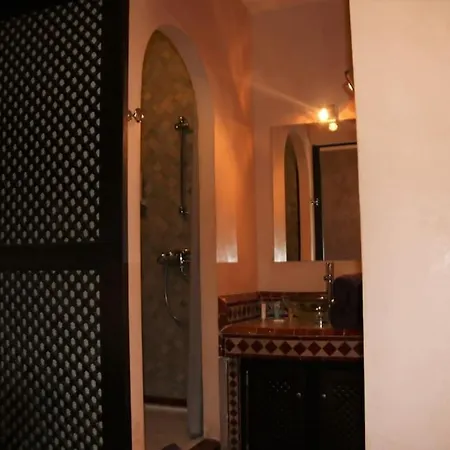 Tiznit, 7 Au Village Naturiste Couple Only