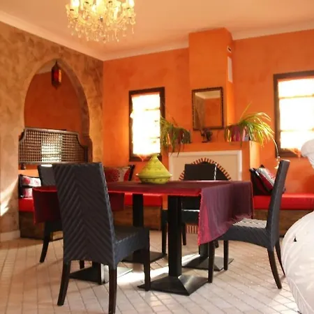 Riad Tiznit, 7 Au Village Naturiste Couple Only Agde
